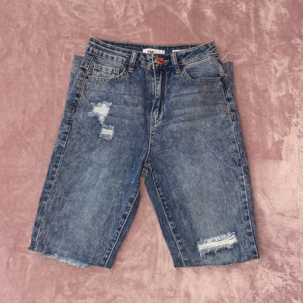 Distressed Acid Wash Mom Jeans 🦋